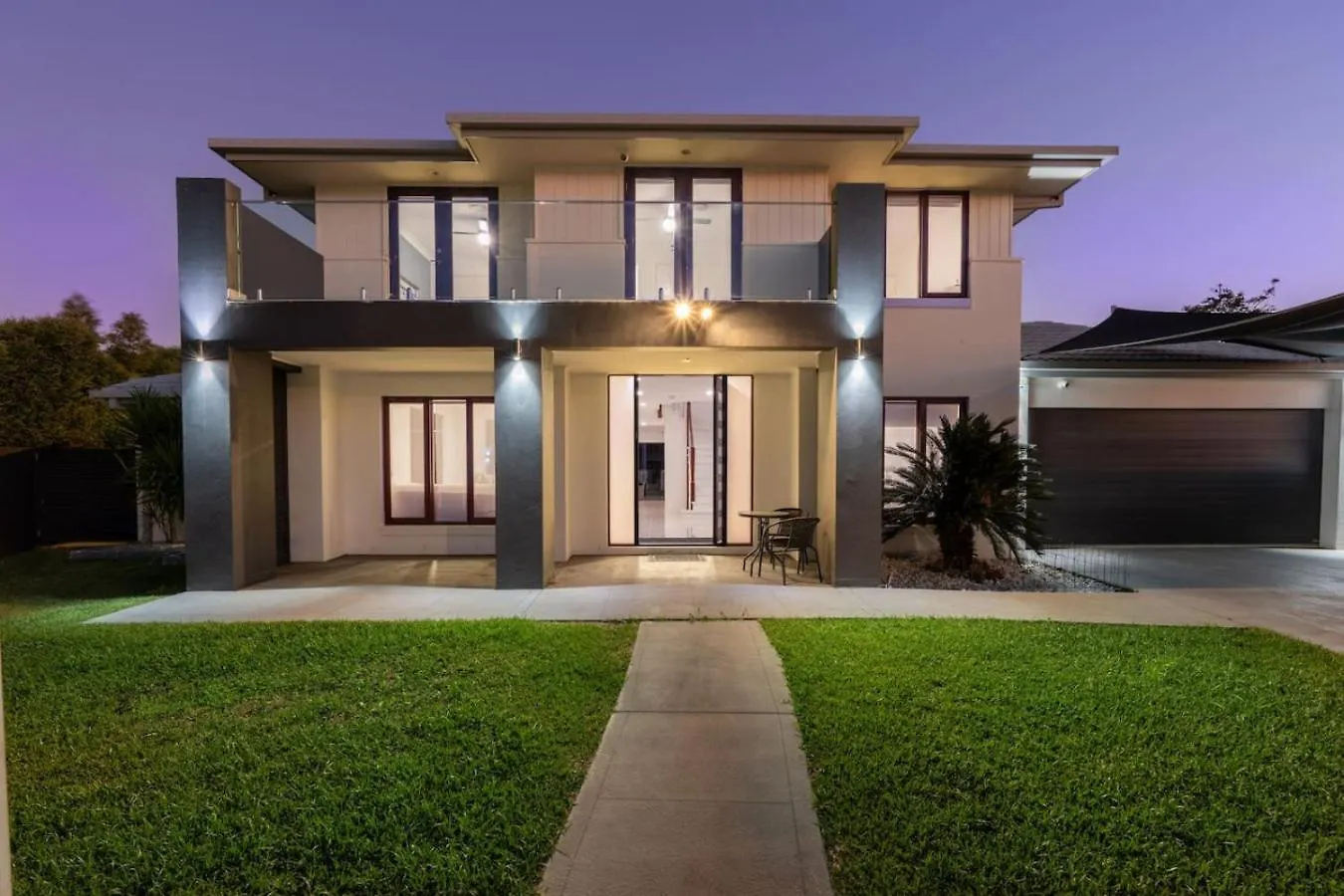 North Quay Waterfront Family Holiday Home Pool 골드코스트