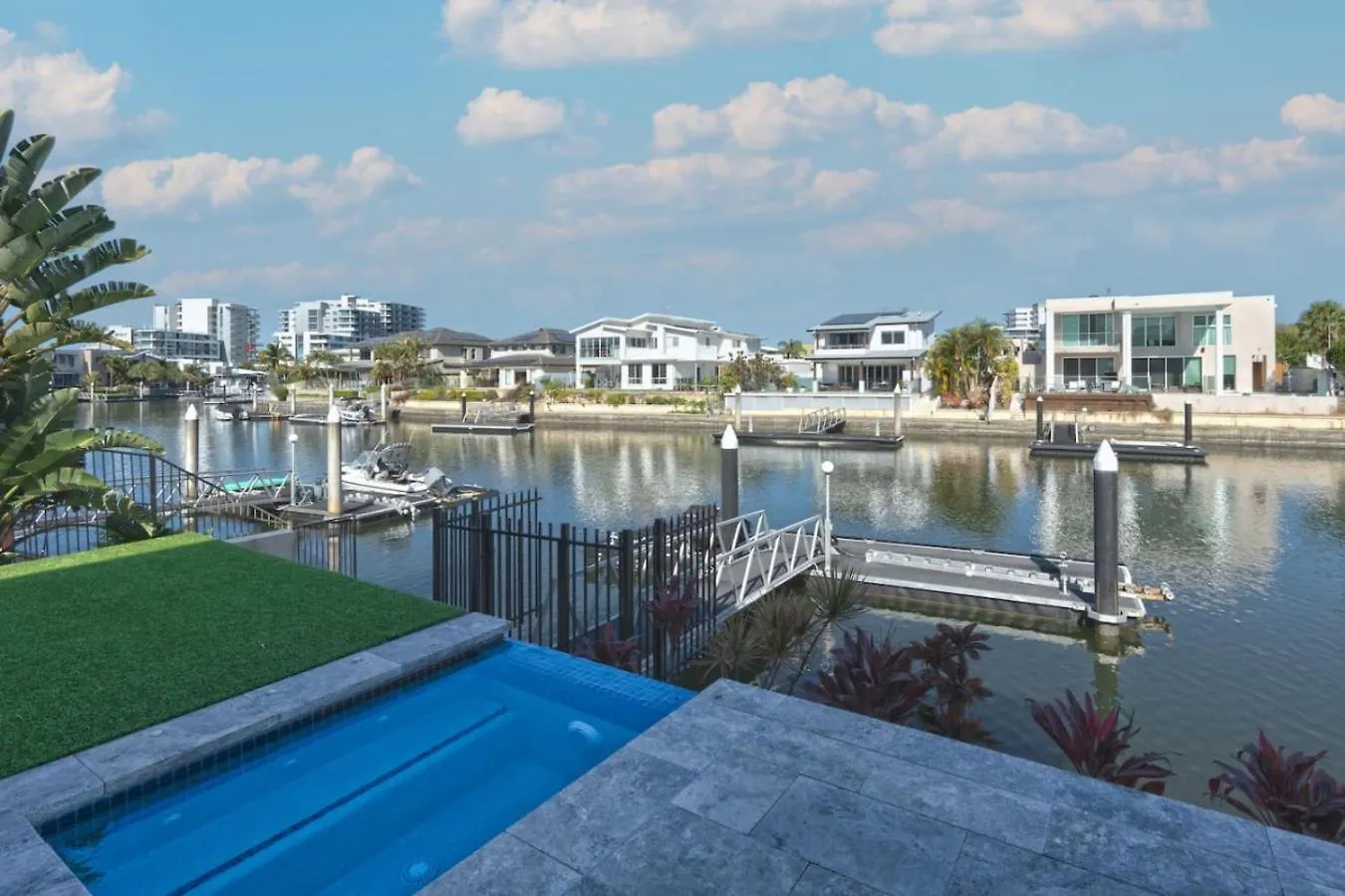 North Quay Waterfront Family Holiday Home Pool 골드코스트 오스트레일리아